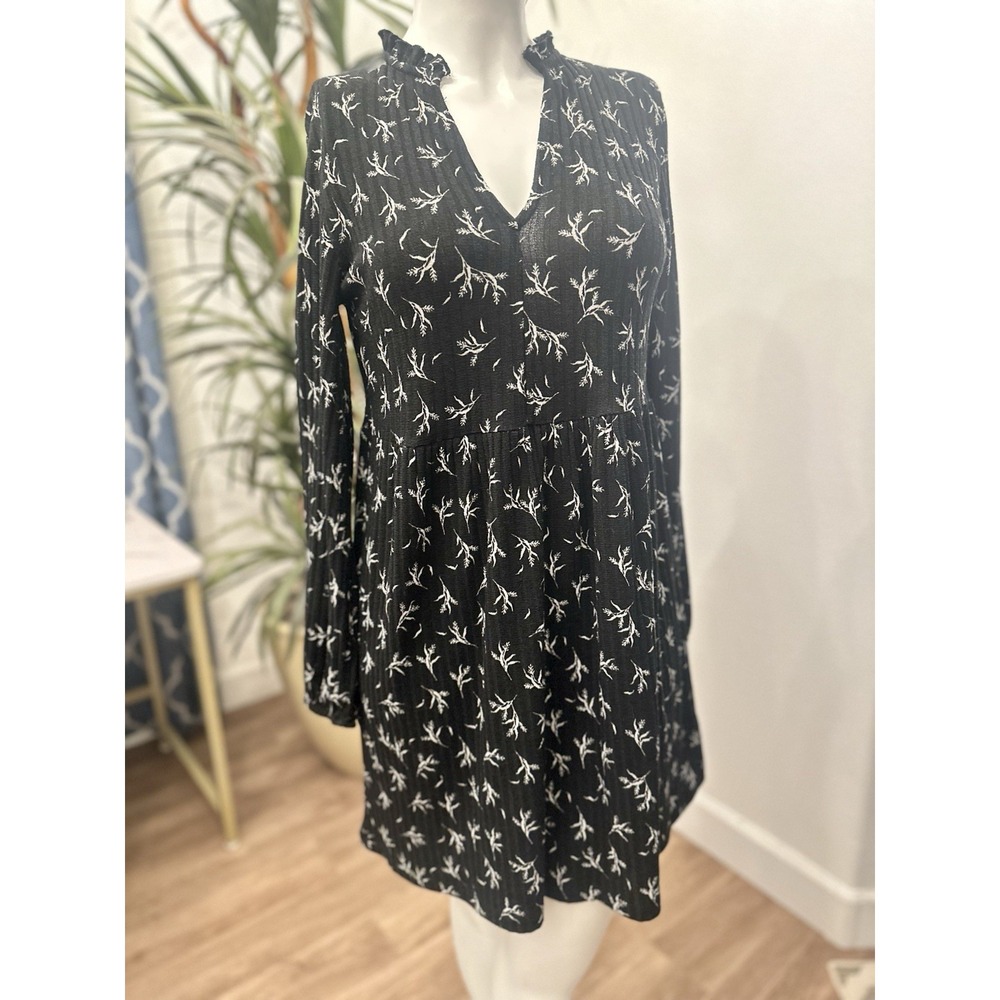 Zara Boho Babydoll Tunic Mini Dress Women Sz M Black White Texture Flowy‎ V Neck - Picture 2 of 10
